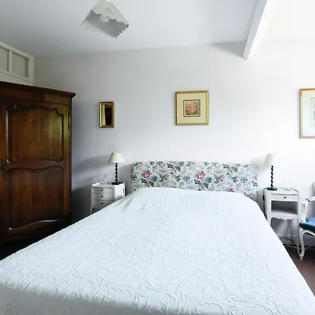 La Bulle Bed & Breakfast 3*